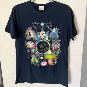 Wonderground Disney Main Street Electrical Parade Graphic Tee EUC Size S